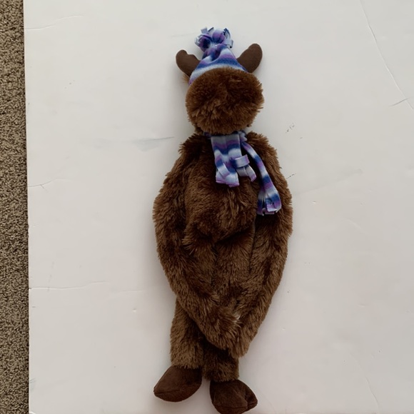 Plush moose with Velcro front hooves to hang around the neck and hug you - Picture 2 of 7